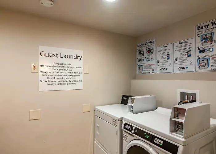 Holiday Inn Express & Suites Camarillo By Ihg