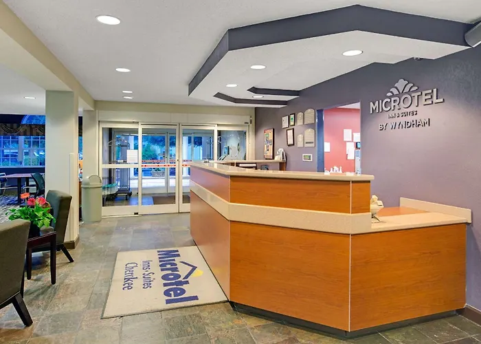 Microtel Inn & Suites By Wyndham Cherokee