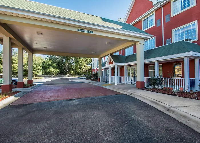 Econo Lodge Inn & Suites Marianna South