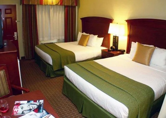 Quality Inn & Suites Santa Cruz Mountains