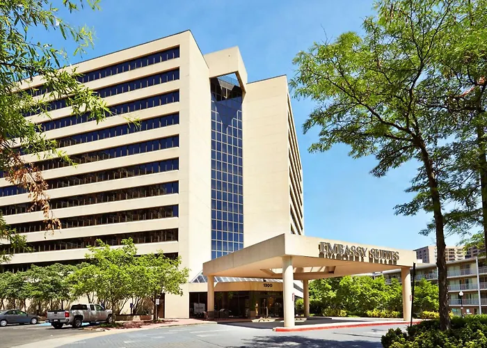 Embassy Suites By Hilton Crystal City National Airport