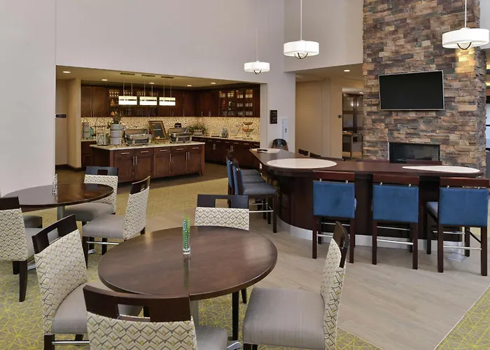 Homewood Suites By Hilton Cincinnati/Mason