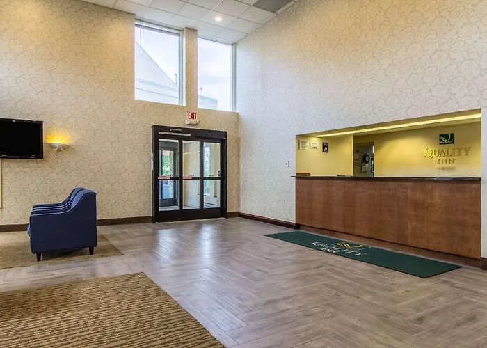 Econo Lodge Wickliffe - Cleveland East