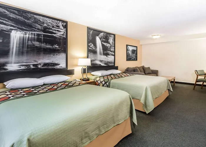 Super 8 By Wyndham Ottawa Starved Rock