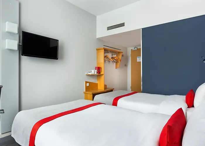 Holiday Inn Express Frankfurt Airport By Ihg