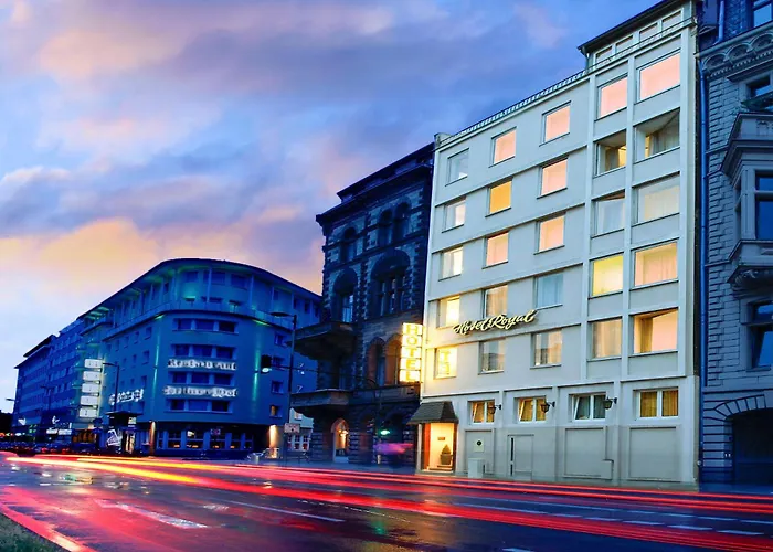 Ina Hotel Royal