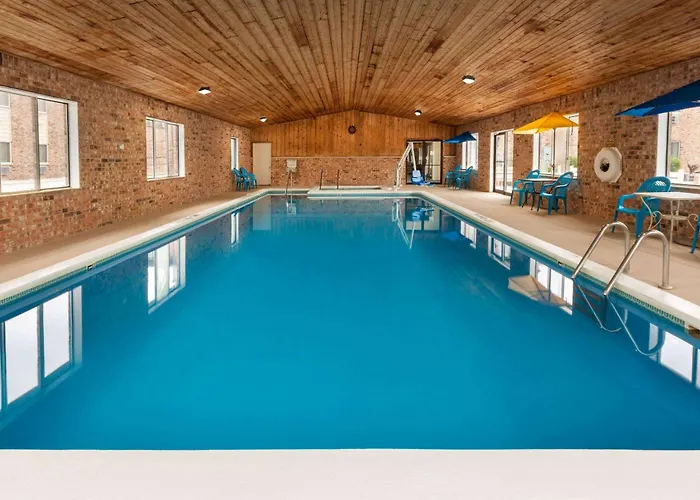Baymont By Wyndham Manistee