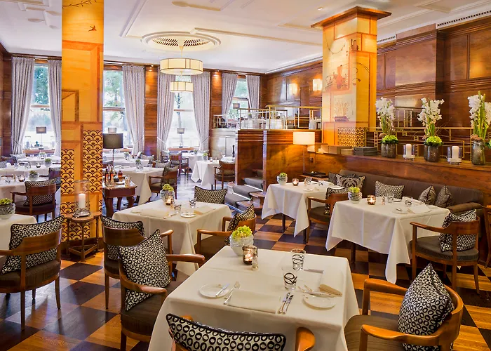 Fairmont Hotel Vier Jahreszeiten