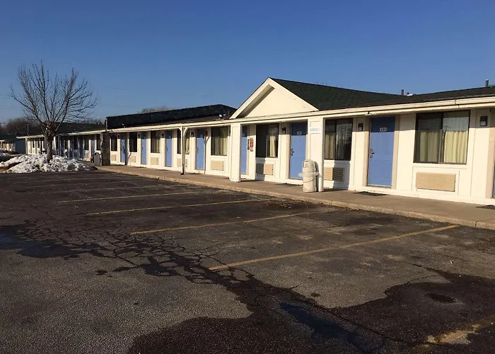 Travelodge By Wyndham Benton Harbor Mi