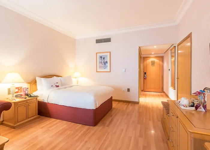 Hotel Millennium Downtown Abu Dabi