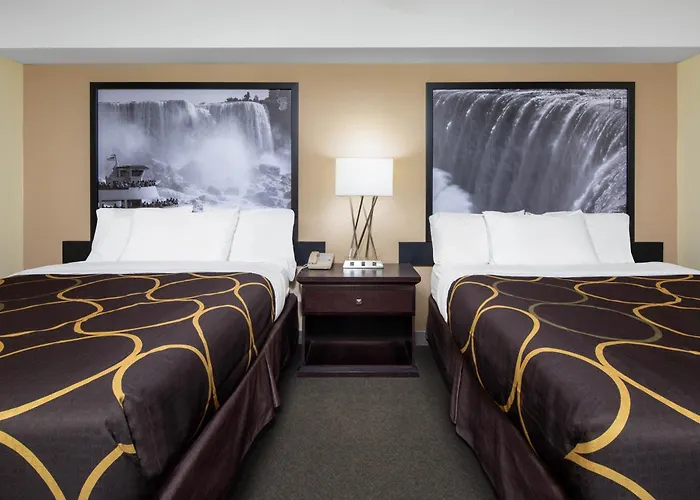 Super 8 By Wyndham Niagara Falls By The Falls