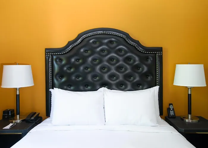 Hotel Clarendon