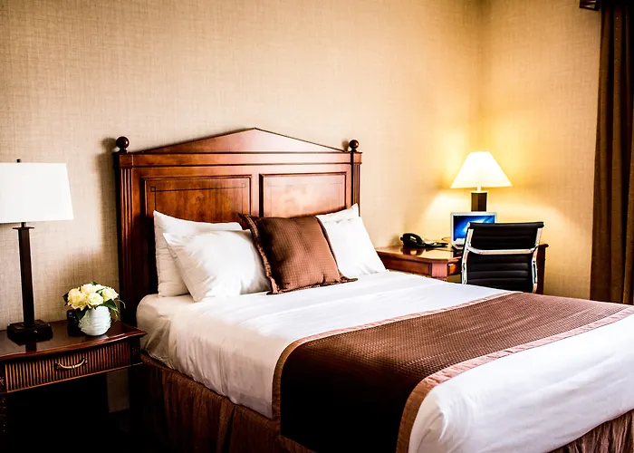 The Lord Nelson Hotel & Suites