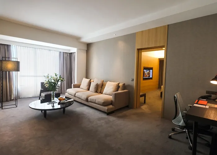 G Hotel Gurney