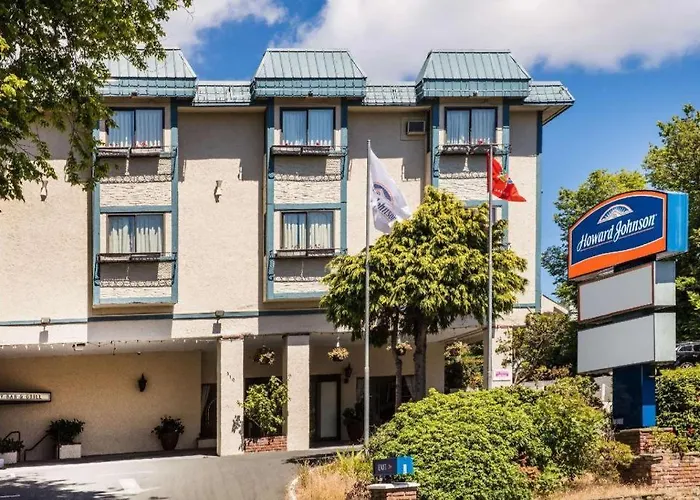 Howard Johnson Hotel By Wyndham Victoria