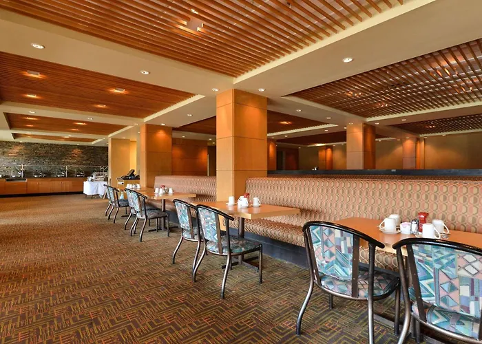 Edmonton Hotel & Convention Center Edmonton