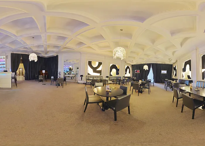 Iaki Conference & Spa Hotel