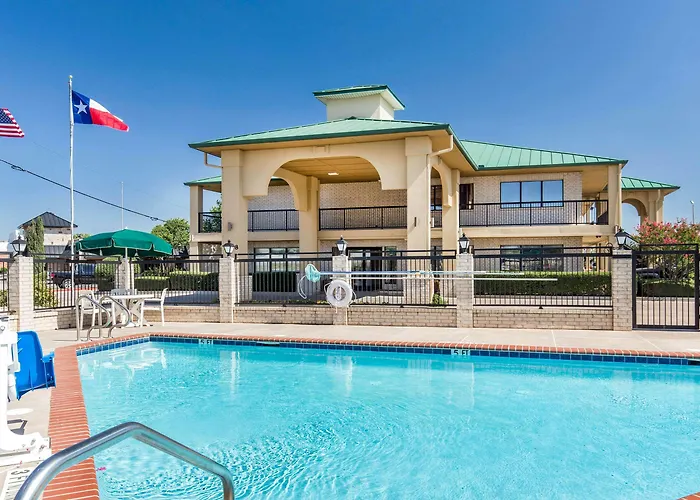 Quality Inn & Suites
