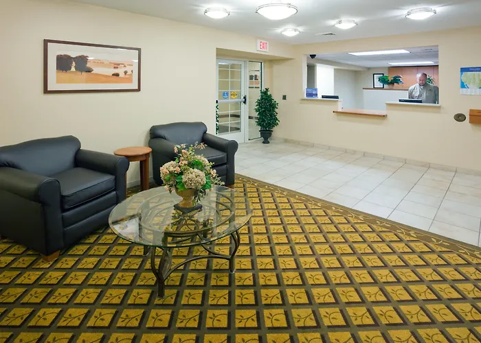 Candlewood Suites Milwaukee Brown Deer, An Ihg Hotel