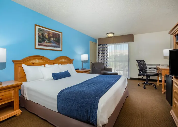 Baymont By Wyndham Yakima Riverfront