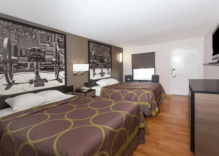 Super 8 By Wyndham Dalton/Convention Center Area