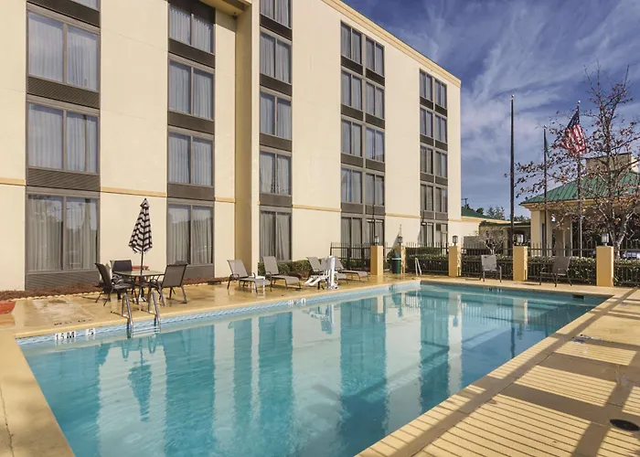 La Quinta Inn & Suites By Wyndham Dothan