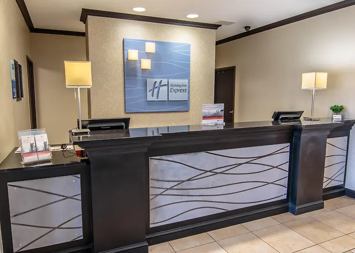 Holiday Inn Express Hotel & Suites Farmington, An Ihg Hotel