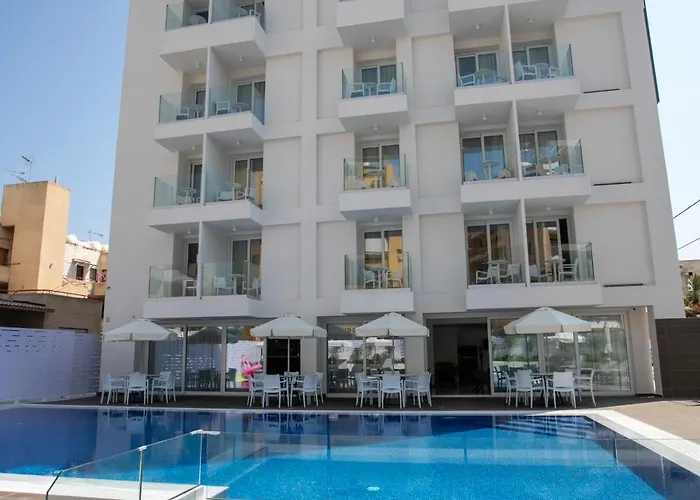 Best Western Plus Larco Hotel