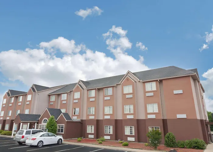 Microtel Inn & Suites By Wyndham Brandon