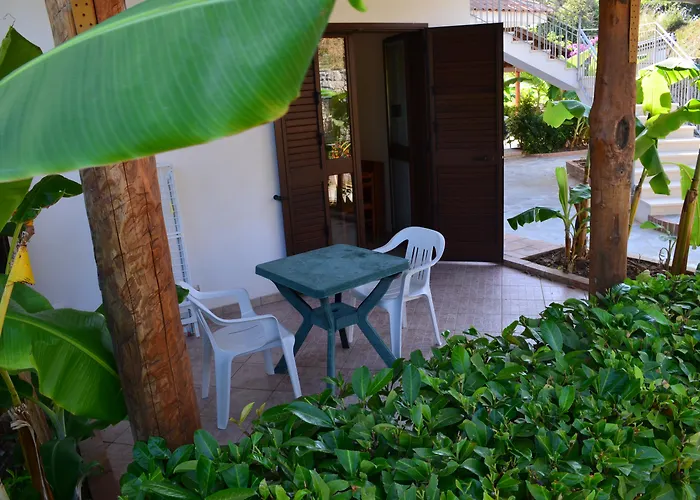 Hotel Marinella - Private Free Parking - Grotticelle Beach 200 M