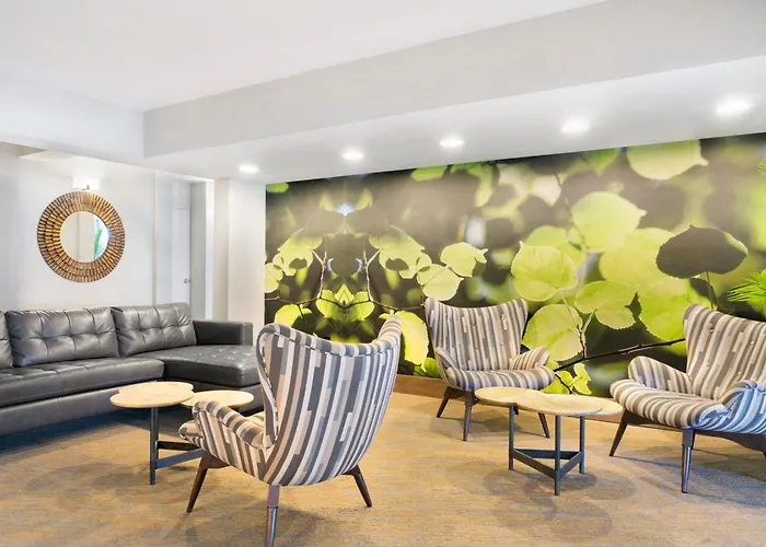 Wyndham Garden Washington Dc North