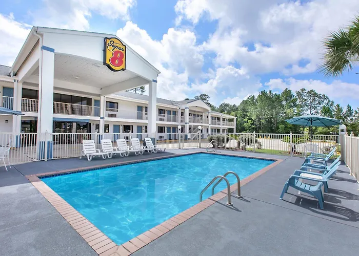 Super 8 By Wyndham Ocean Springs Biloxi