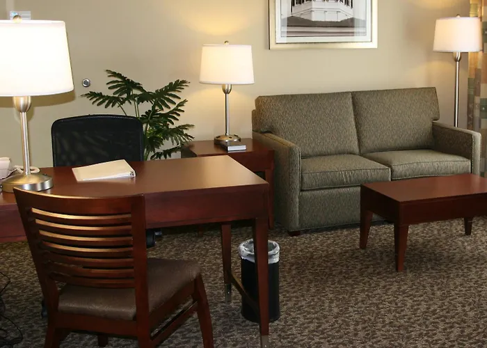 Hampton Inn & Suites West Point