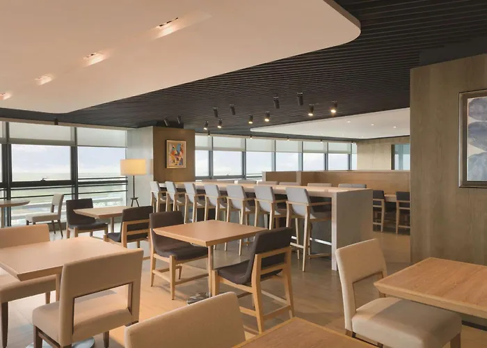 Hyatt Place Shenzhen Airport