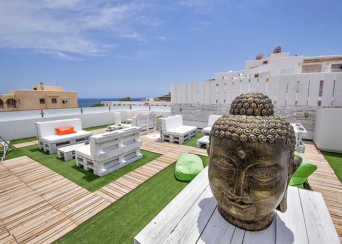 Outsite Ibiza - Work, Connect, Explore