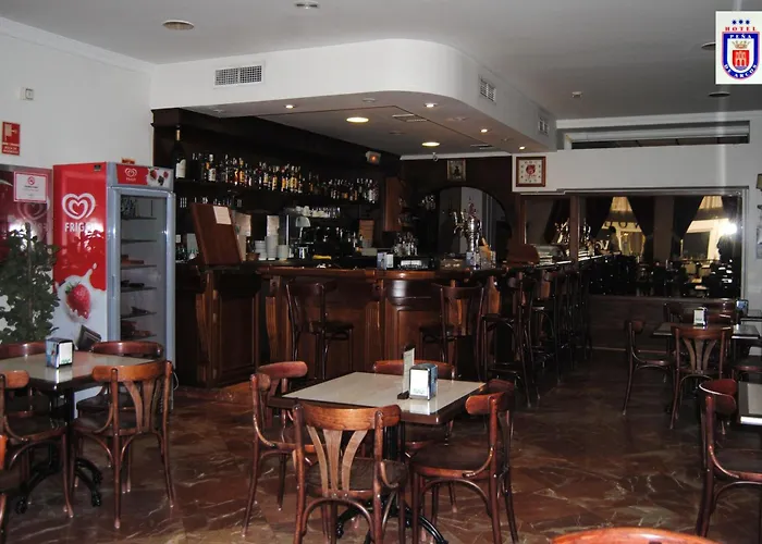 Hotel Pena De Arcos