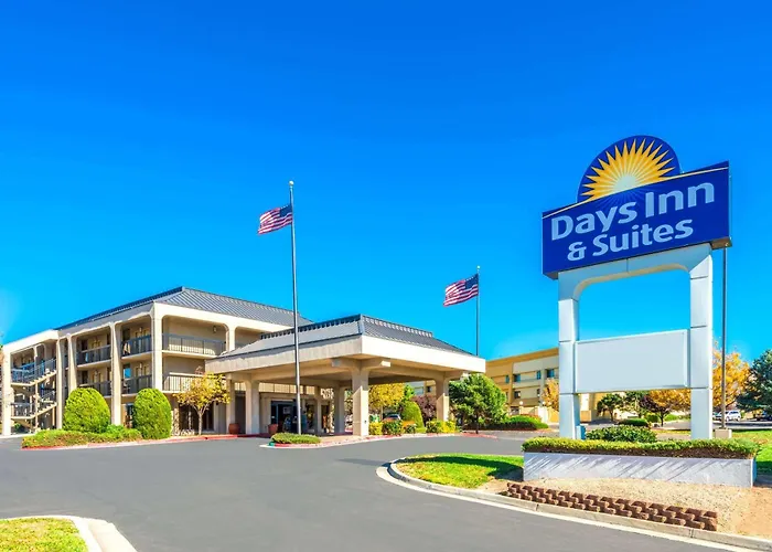 Days Inn&Suites by Wyndham Albuquerque North