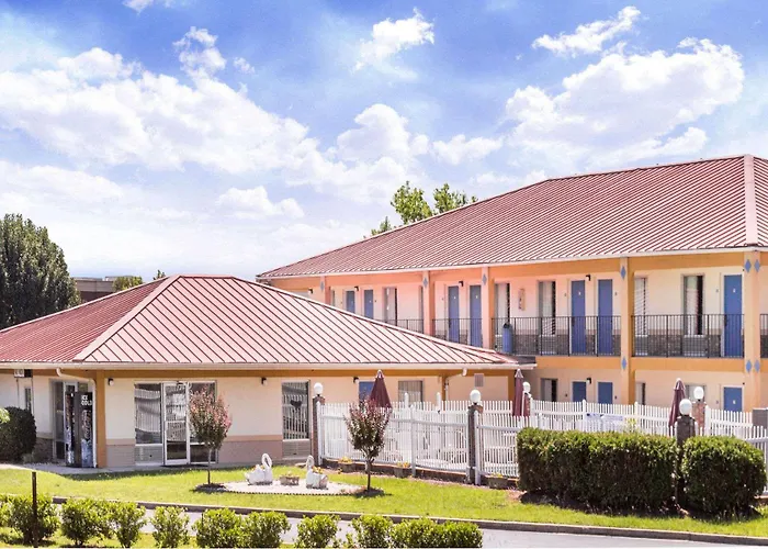 Days Inn By Wyndham Augusta Wheeler Road