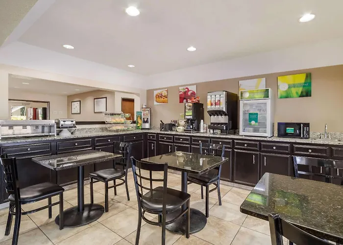 Quality Inn & Suites Augusta Fort Gordon Area