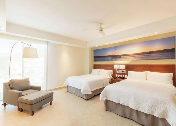 Hampton Inn & Suites By Hilton Los Cabos