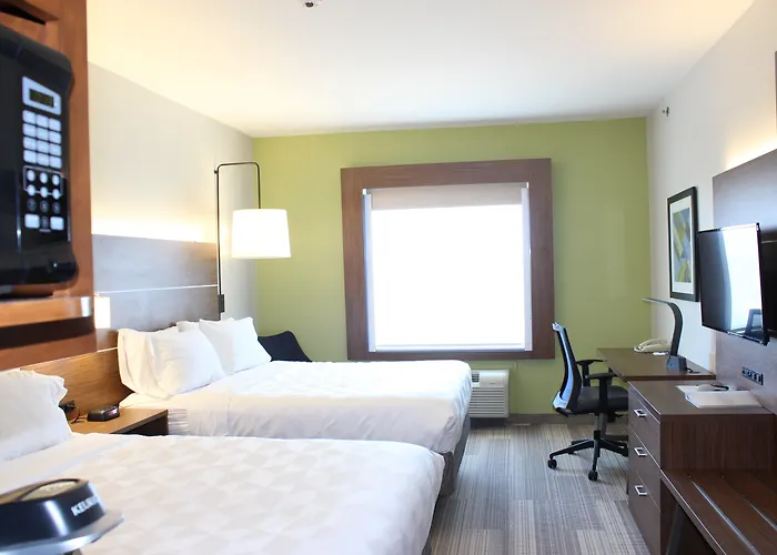 Holiday Inn Express Hotel & Suites Mansfield By Ihg