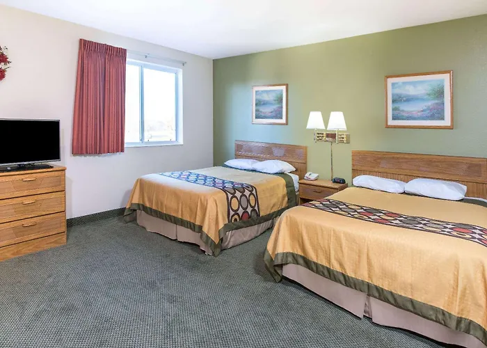 Super 8 By Wyndham West Middlesex/Sharon Area