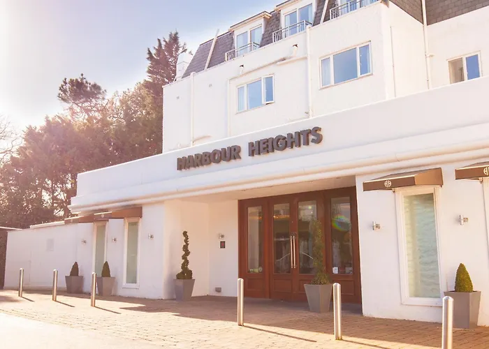 Harbour Heights Hotel