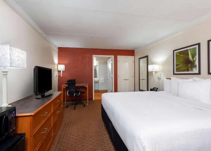 La Quinta East Deerfield Beach - Boca Raton