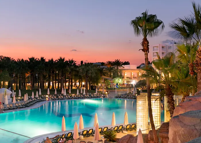 Seven Seas Hotel Blue