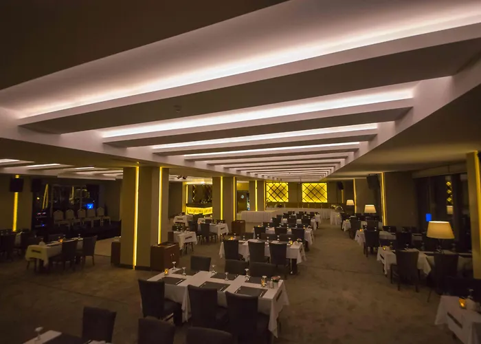 Hilly Hotel