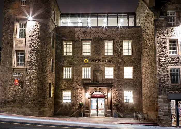 Aparthotel Adagio Edinburgh Royal Mile