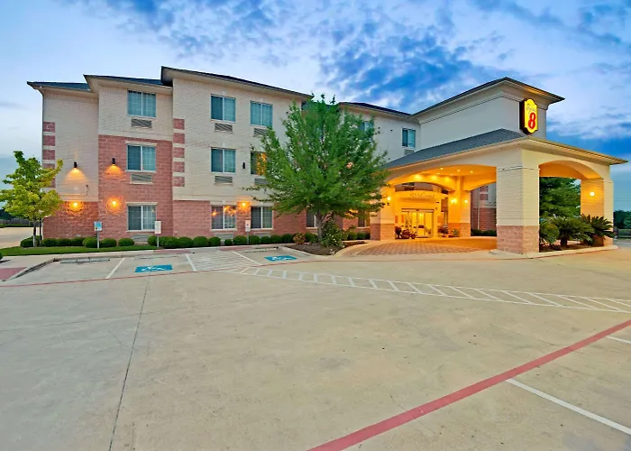 Super 8 By Wyndham Austin/Airport North Hotel