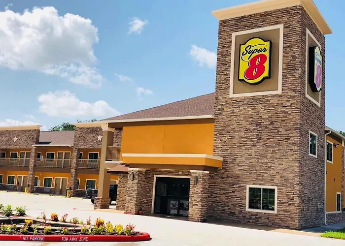 Super 8 By Wyndham Houston Northwest Cypress Hotel