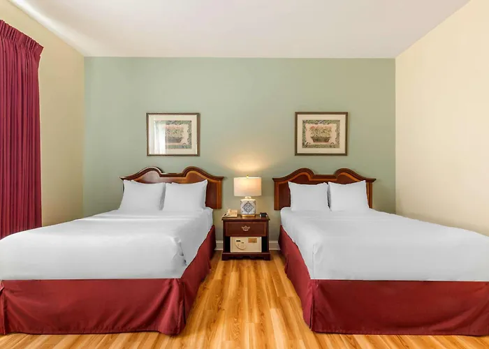 The Carriage House Inn Newport